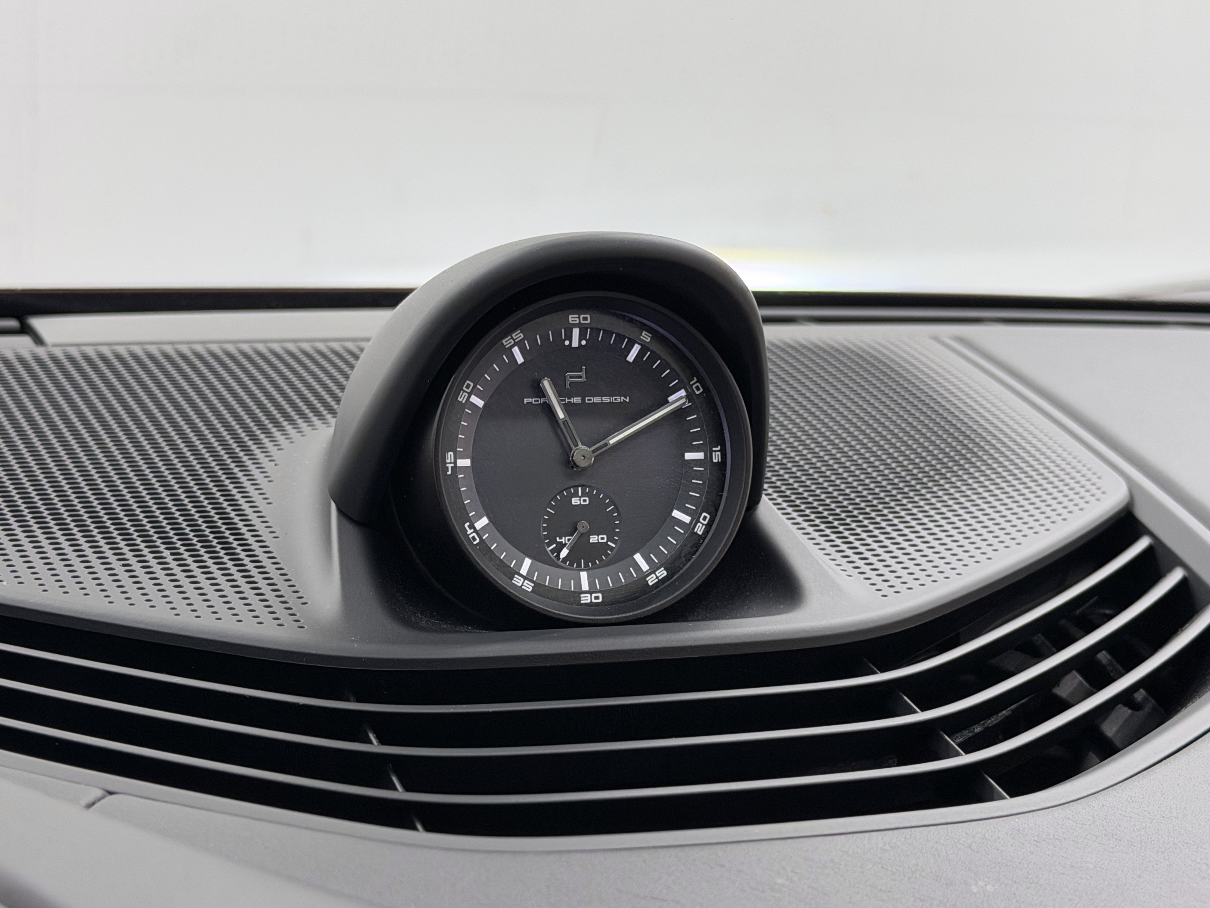 Certified 2022 Porsche Taycan Turbo AWD/4WD image 59