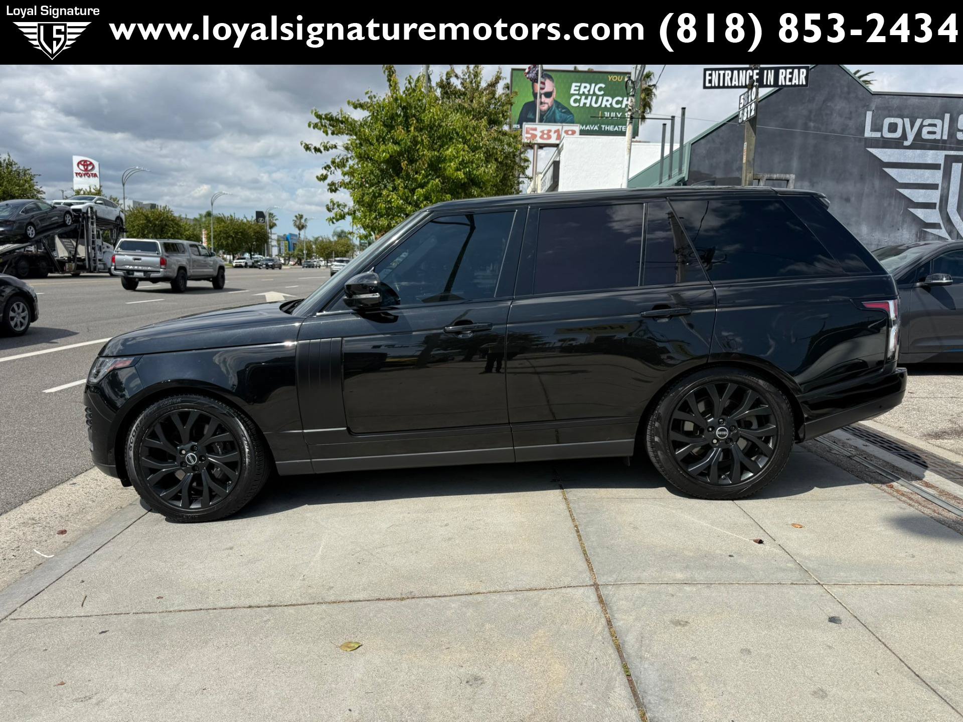 Used 2018 Land Rover Range Rover Supercharged AWD/4WD image 4