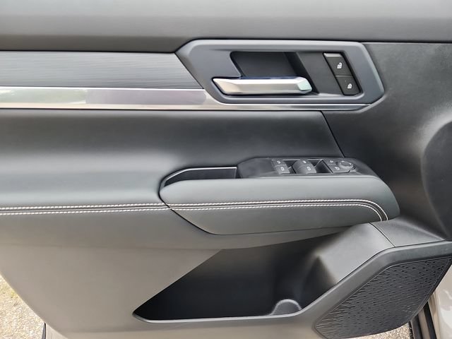 New 2027 GMC Terrain Elevation w/ Black Edition FWD image 8