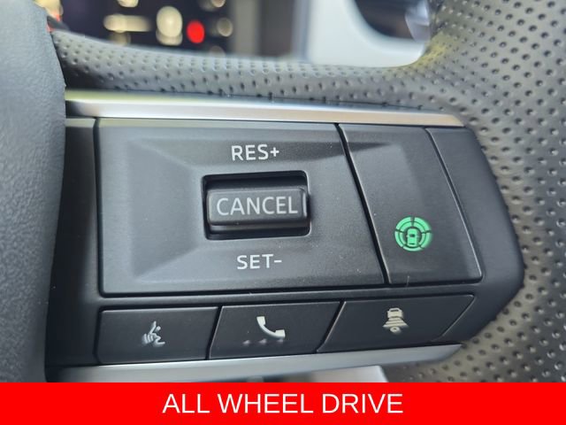 Used 2025 Mitsubishi Outlander AWD image 19
