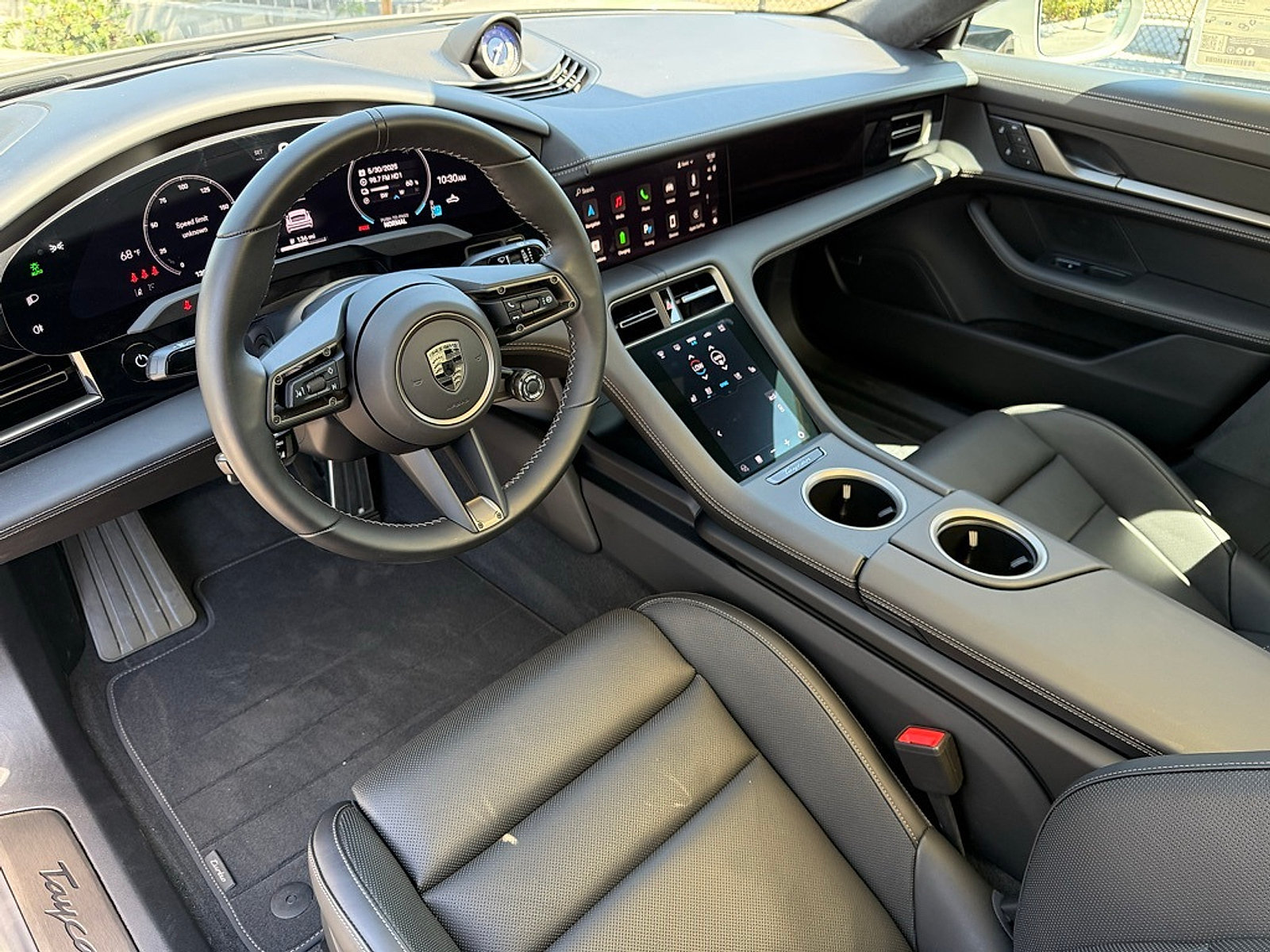 New 2025 Porsche Taycan Turbo AWD/4WD image 4