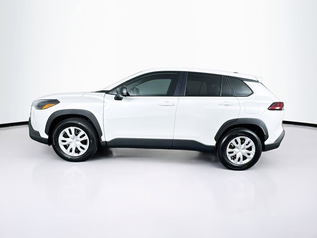 Used 2026 Toyota Corolla Cross L image 6