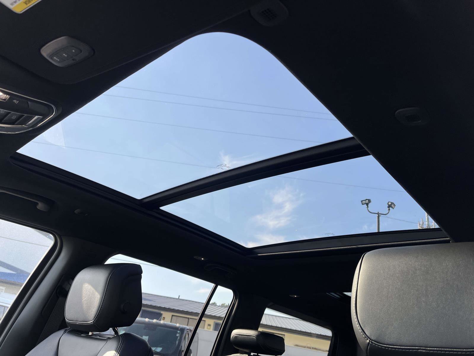 New 2026 Jeep Grand Wagoneer 4WD image 11