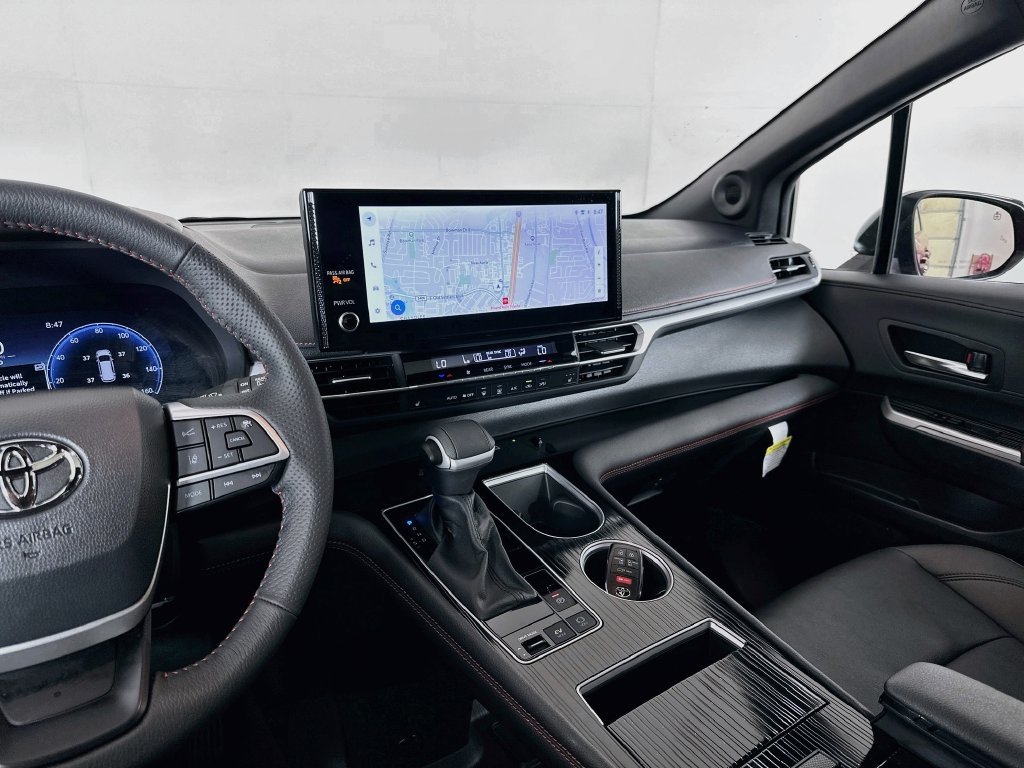Certified 2026 Toyota Sienna XSE FWD image 24