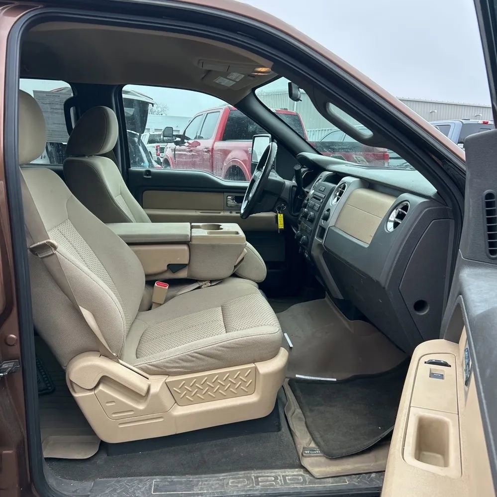 Used 2011 Ford F150 XLT w/ XLT Convenience Pkg image 5