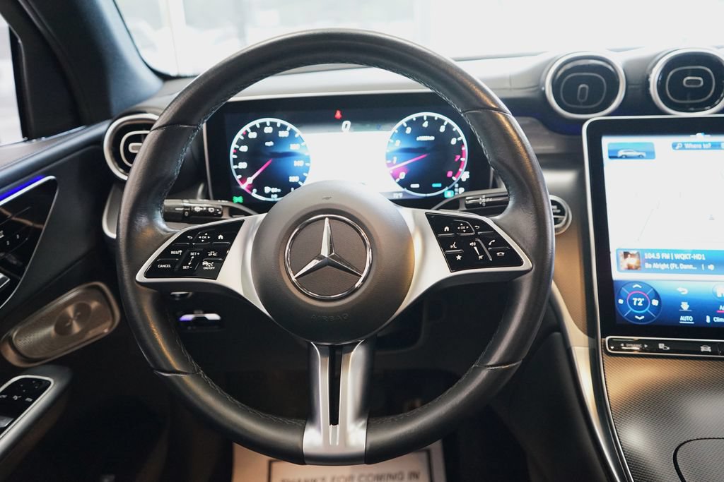 Used 2024 Mercedes-Benz GLC 300 4MATIC image 30