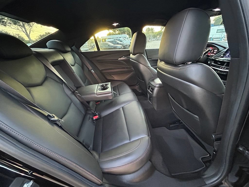 Used 2023 Cadillac CT4 V w/ Technology Package RWD image 31