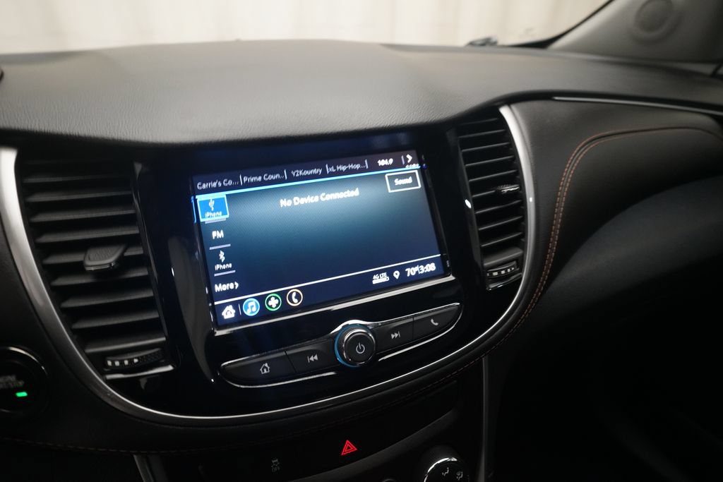 Used 2020 Chevrolet Trax LT w/ LT Convenience Package FWD image 6