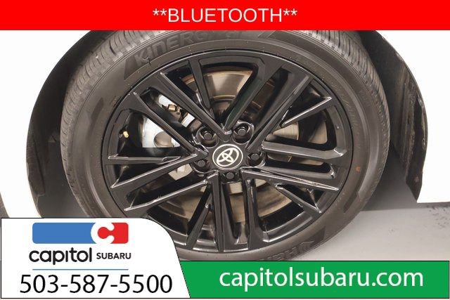 Used 2025 Toyota Camry SE image 9