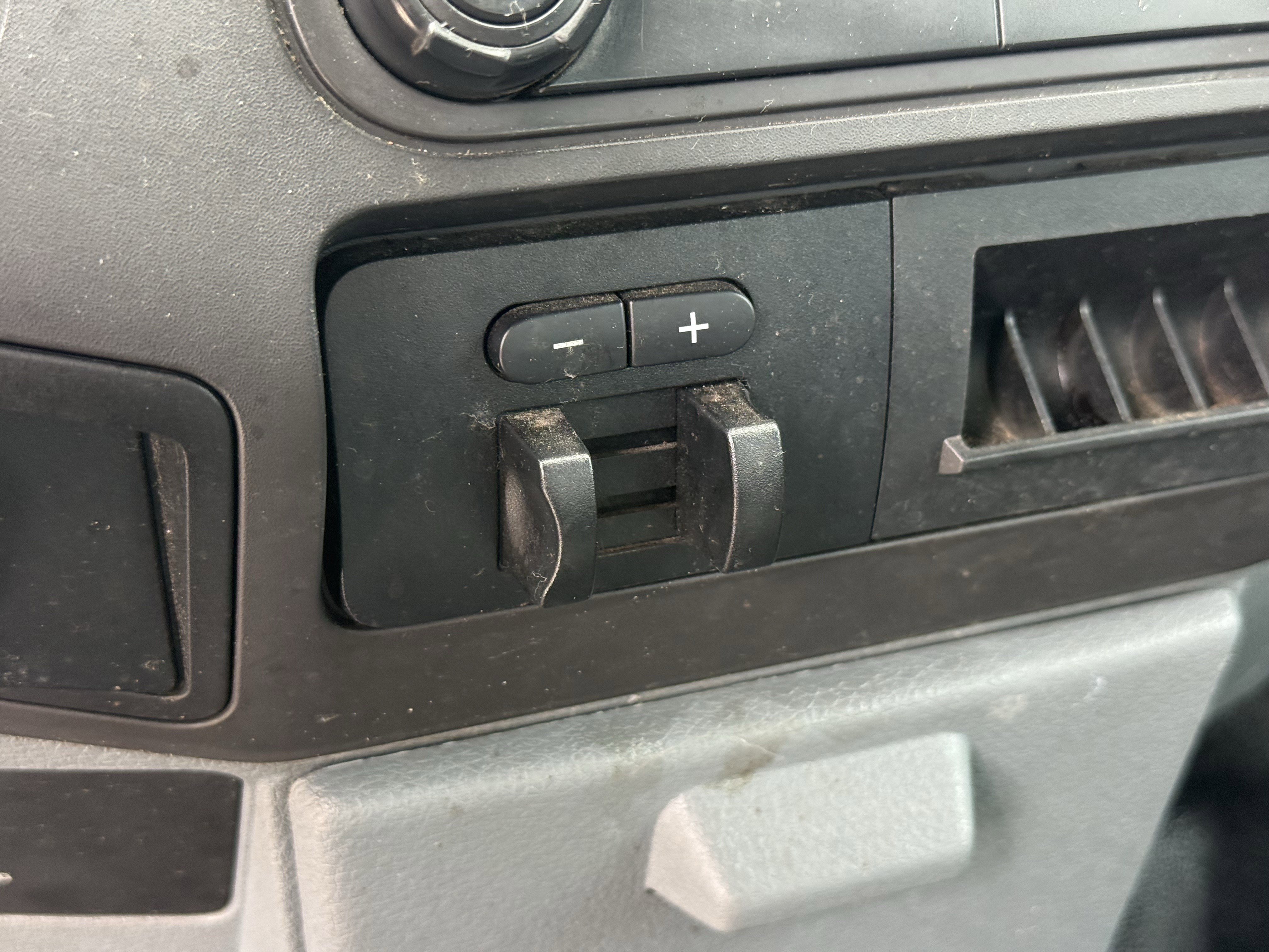 Used 2015 Ford F250 XL w/ Power Equipment Group RWD image 23