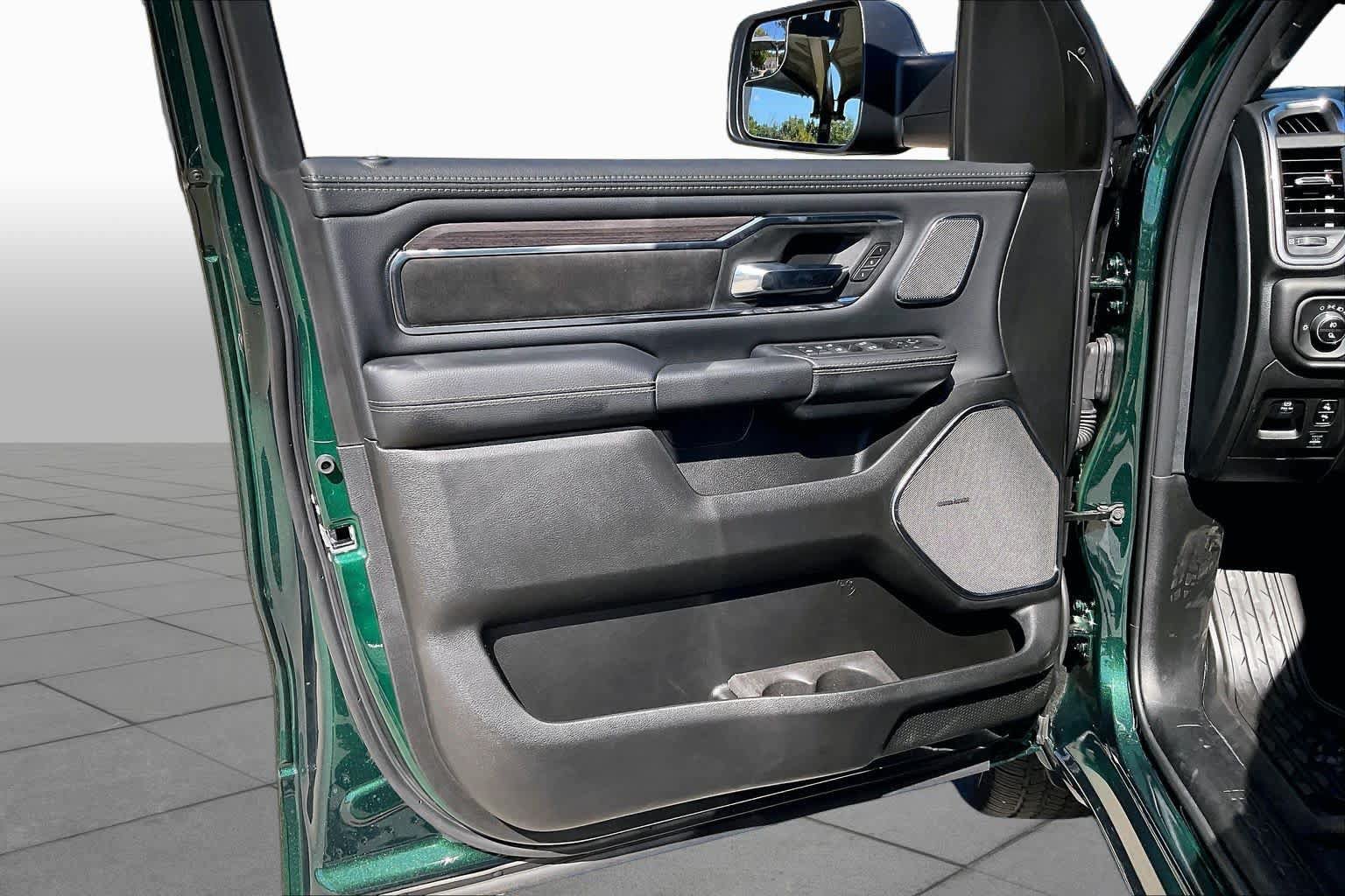 New 2027 RAM 1500 Laramie AWD/4WD image 10