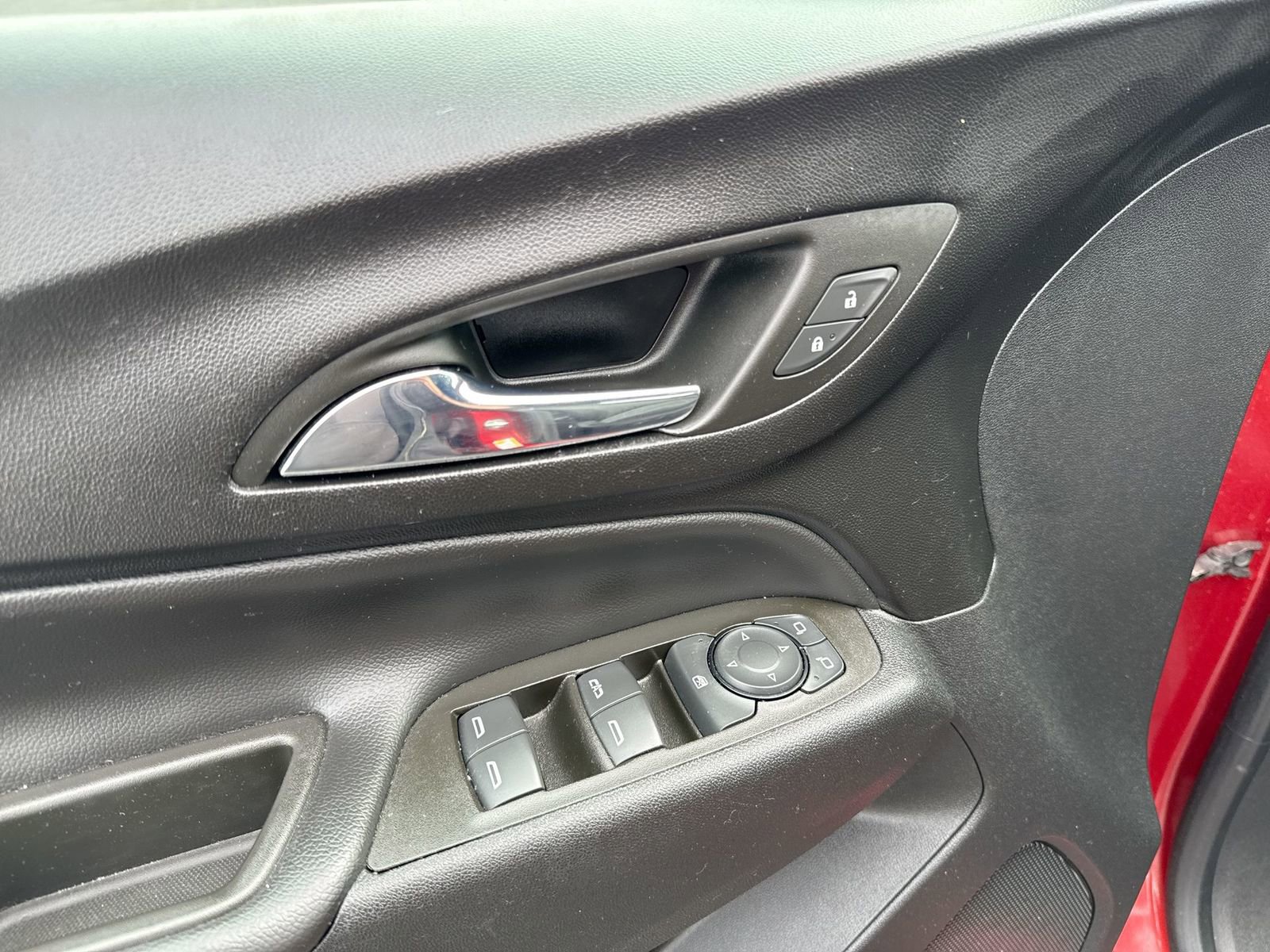 Used 2023 Chevrolet Equinox LT image 14