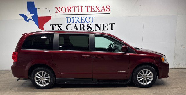 Used 2019 Dodge Grand Caravan SXT image 3