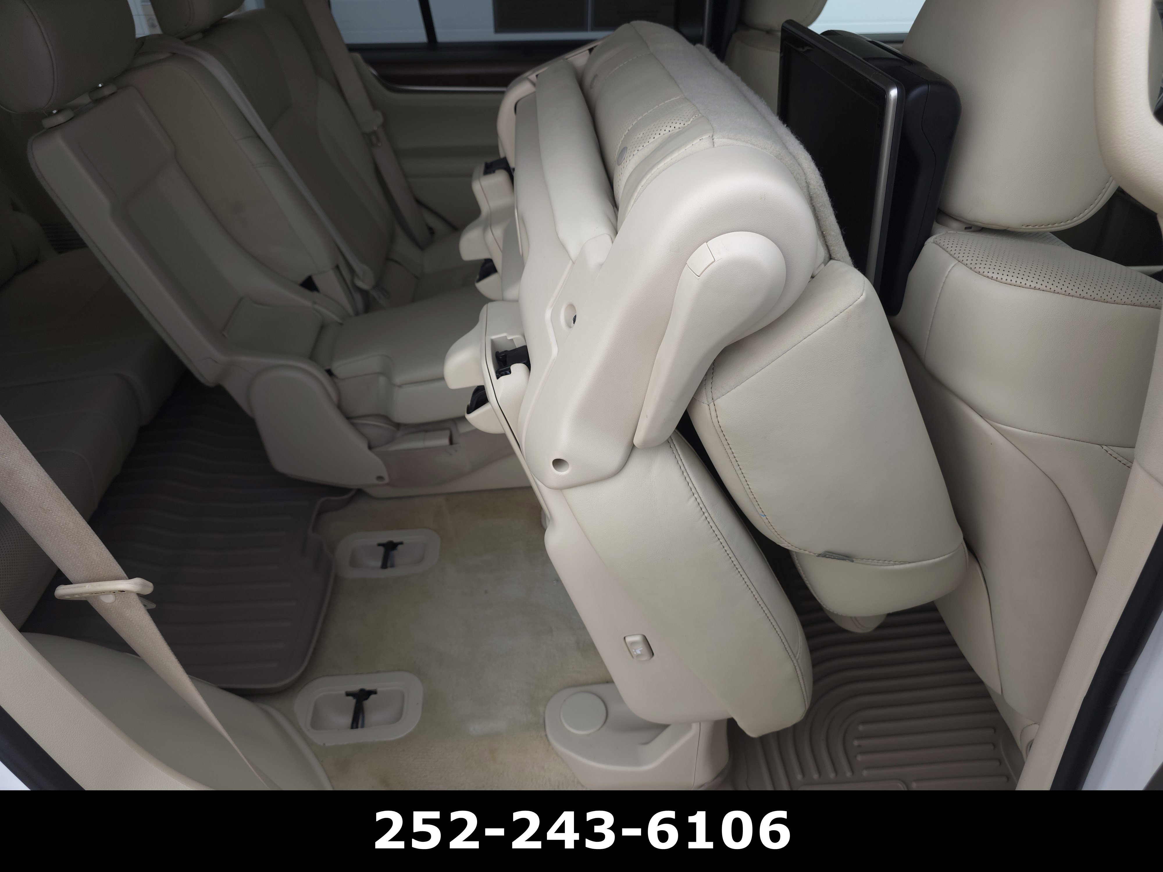 Used 2016 Lexus LX 570 4WD w/ Luxury Package image 48
