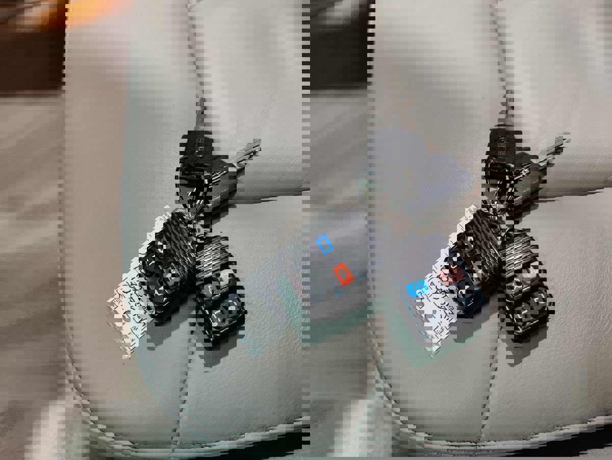 Used 2004 Lincoln Town Car Ultimate image 34