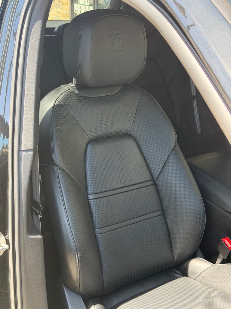 Used 2023 Porsche Cayenne Platinum Edition AWD/4WD image 60