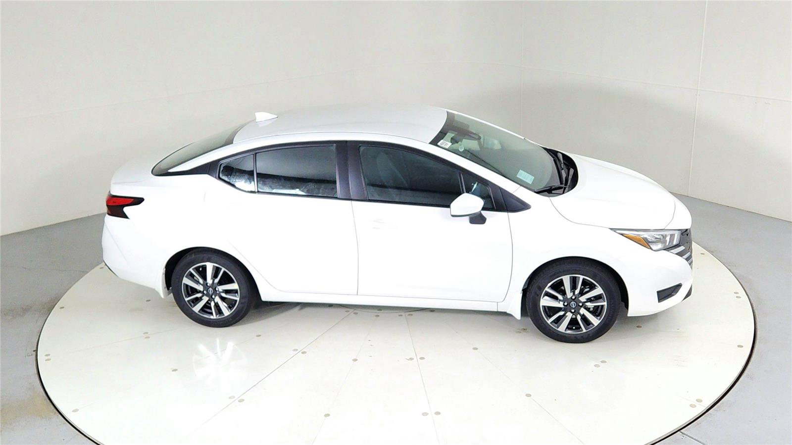 New 2025 Nissan Versa SV w/ Trunk Package image 41