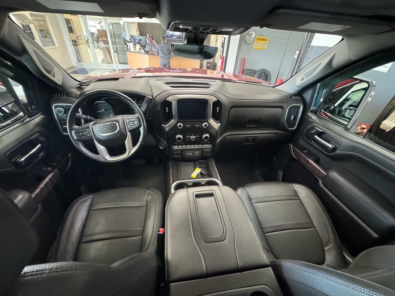 Used 2022 GMC Sierra 2500 Denali w/ Denali Ultimate Package AWD/4WD image 16