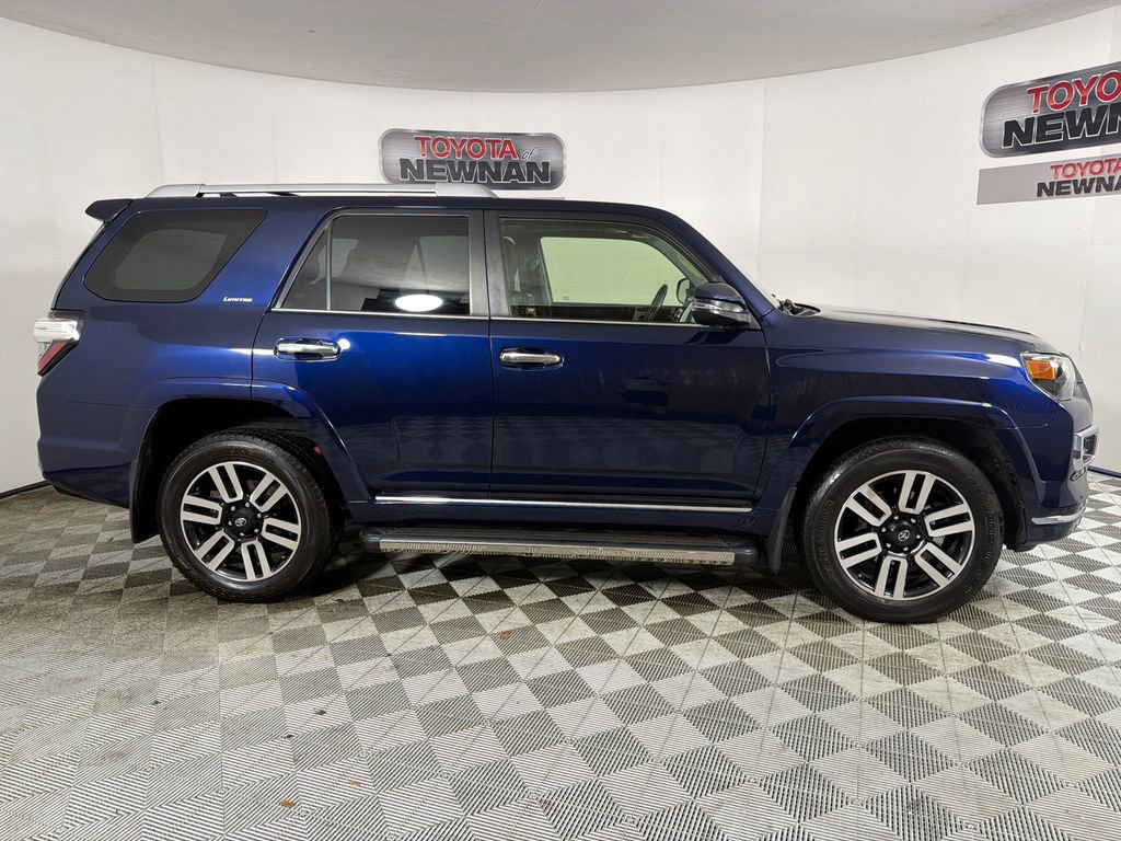 Used 2019 Toyota 4Runner Limited AWD/4WD image 4