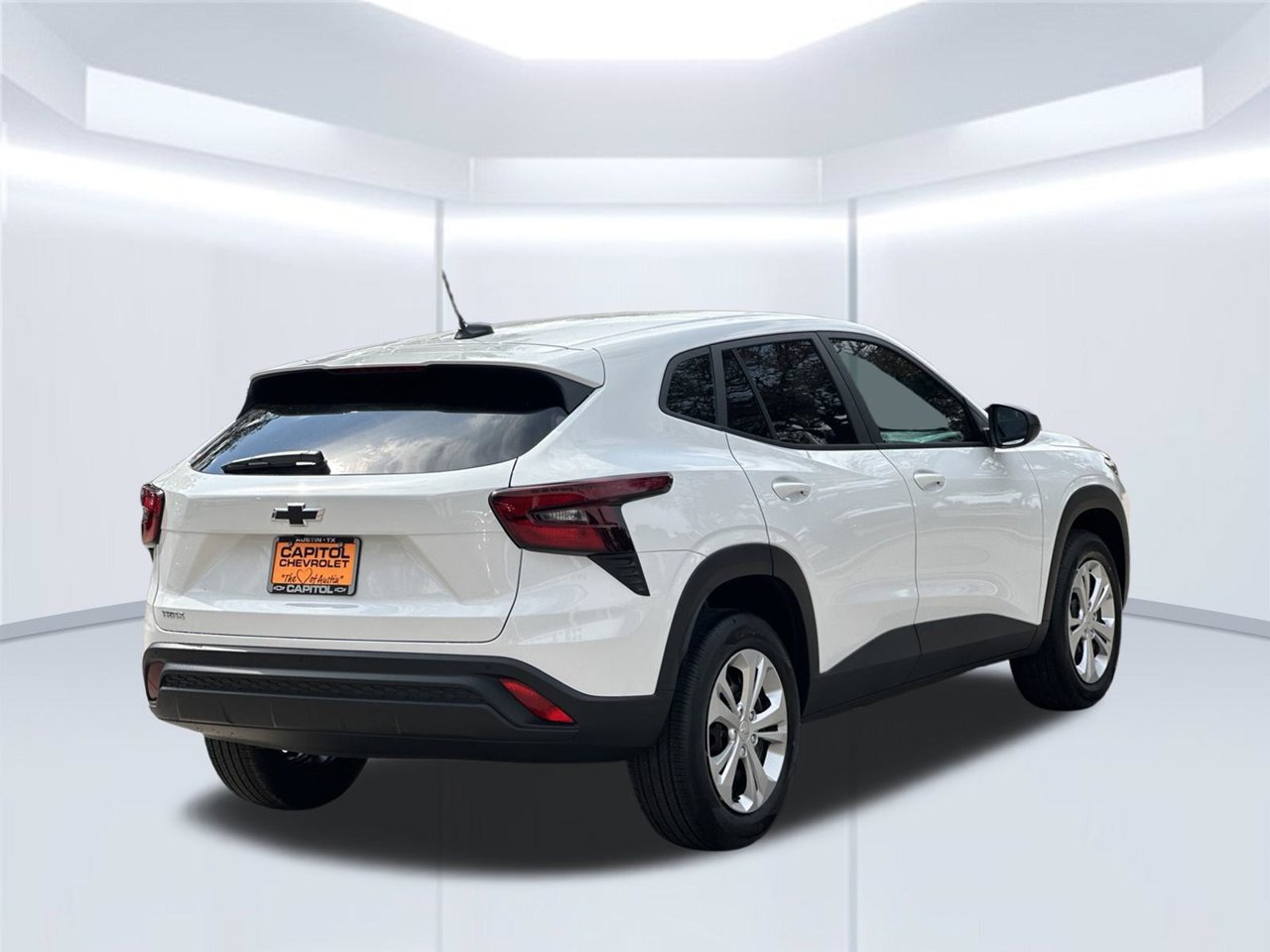 New 2026 Chevrolet Trax LS w/ Driver Confidence Package FWD image 5