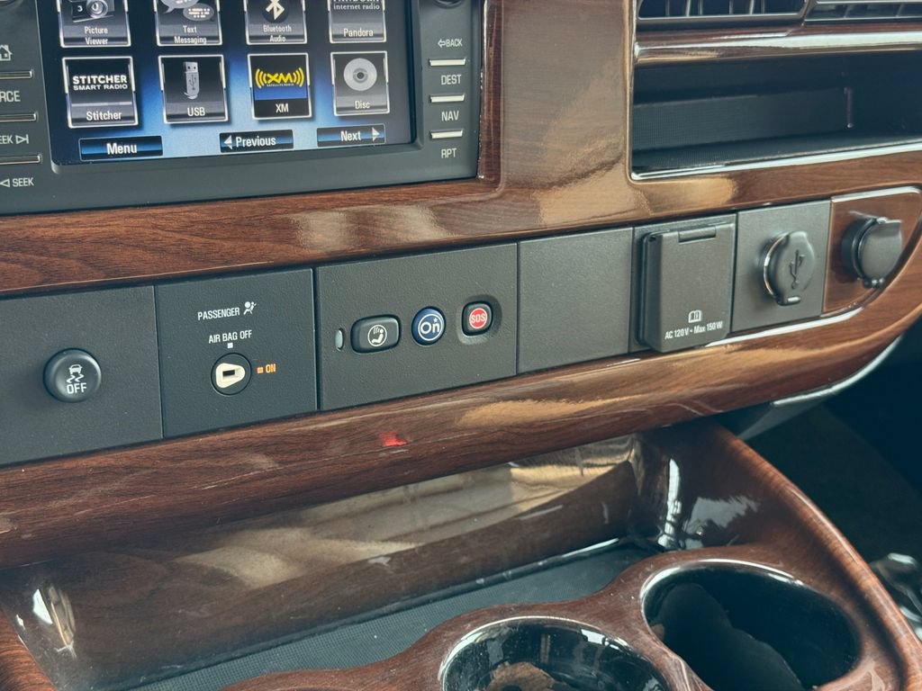 Used 2018 Chevrolet Express 2500 w/ Enhanced Convenience Package RWD image 18