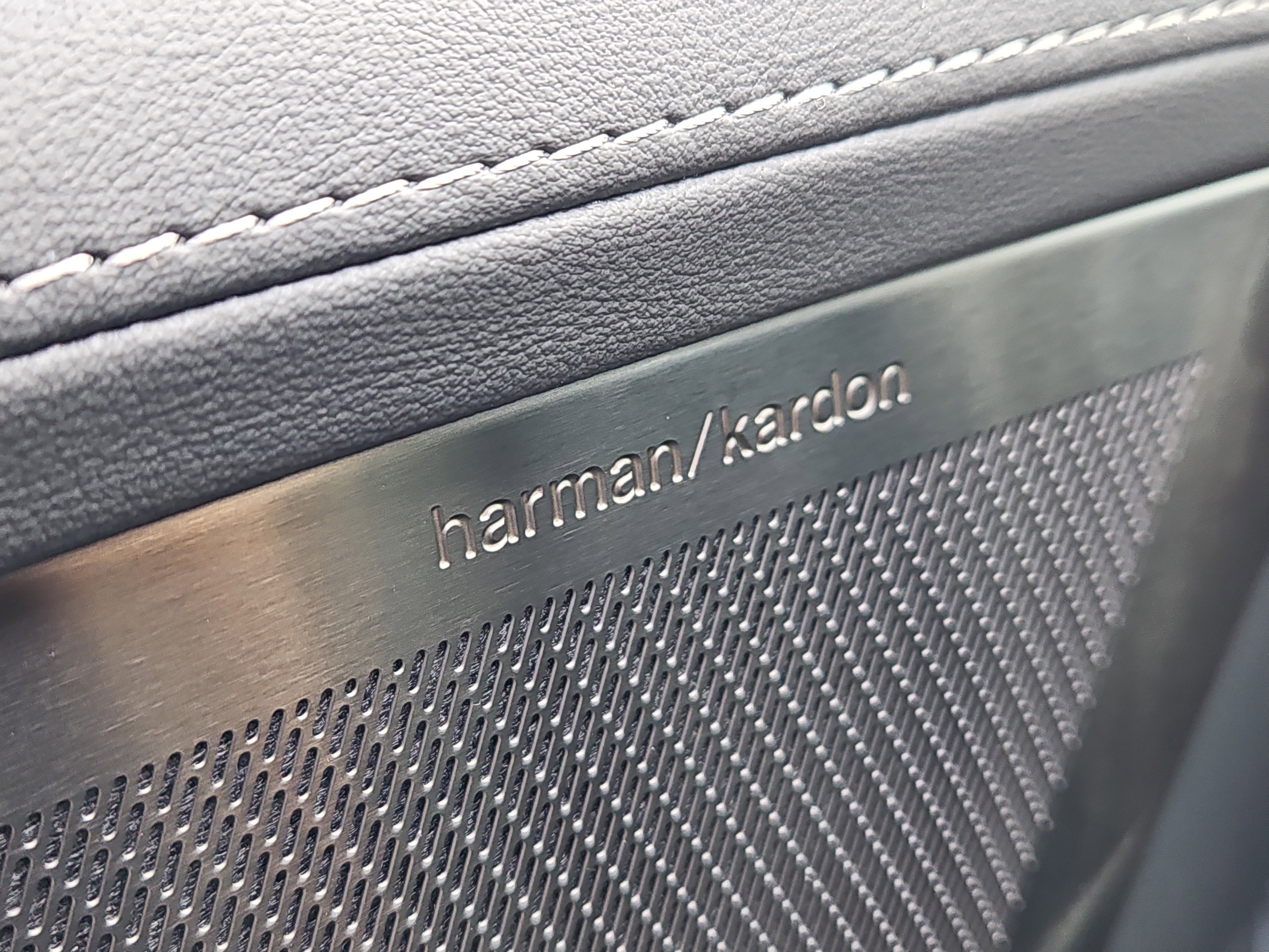 New 2026 Volvo XC90 T8 Plus image 9