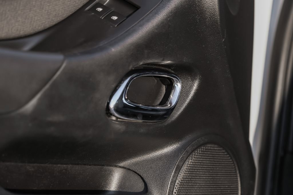 Used 2015 Chevrolet Camaro SS w/ Rear Vision Package image 38