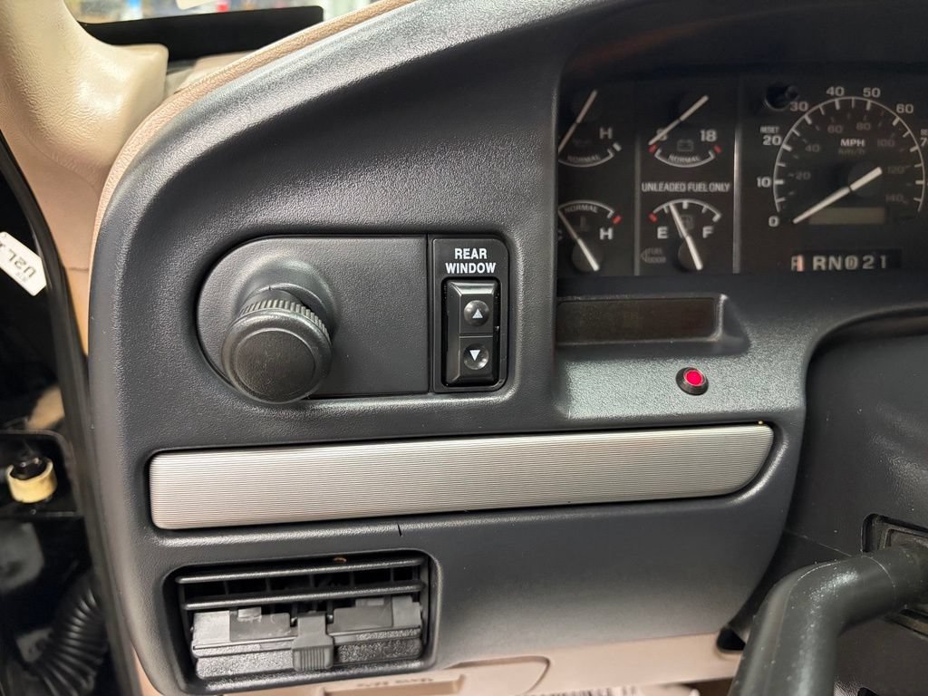 Used 1993 Ford Bronco Eddie Bauer AWD/4WD image 13
