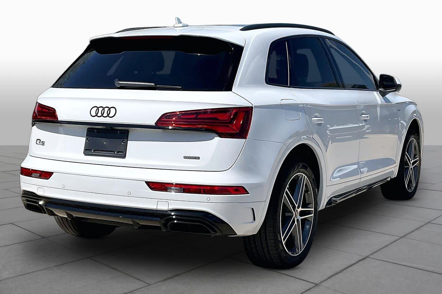 Used 2024 Audi Q5 e Premium Plus AWD/4WD image 13