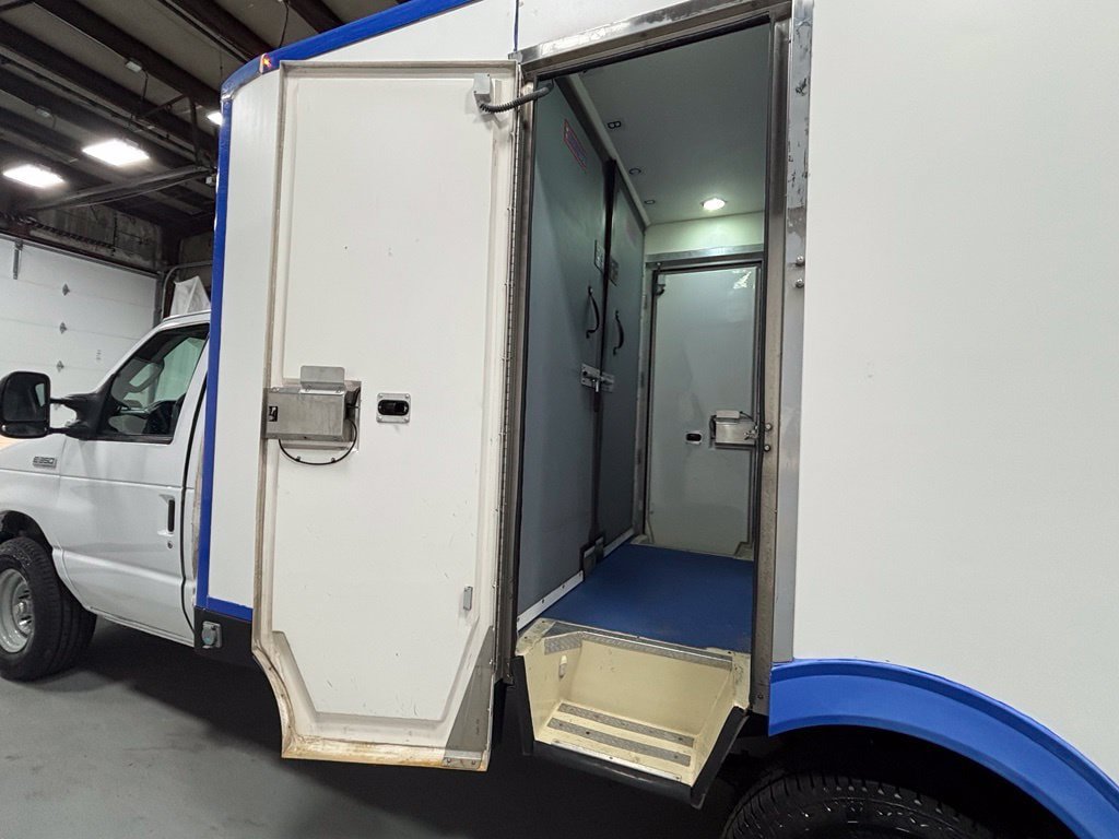 Used 2023 Ford E-350 and Econoline 350 Super Duty w/ Power Windows & Locks Group RWD image 35