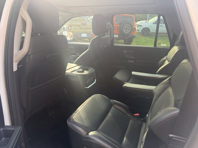 Used 2026 Ford Expedition Max Platinum AWD/4WD image 4