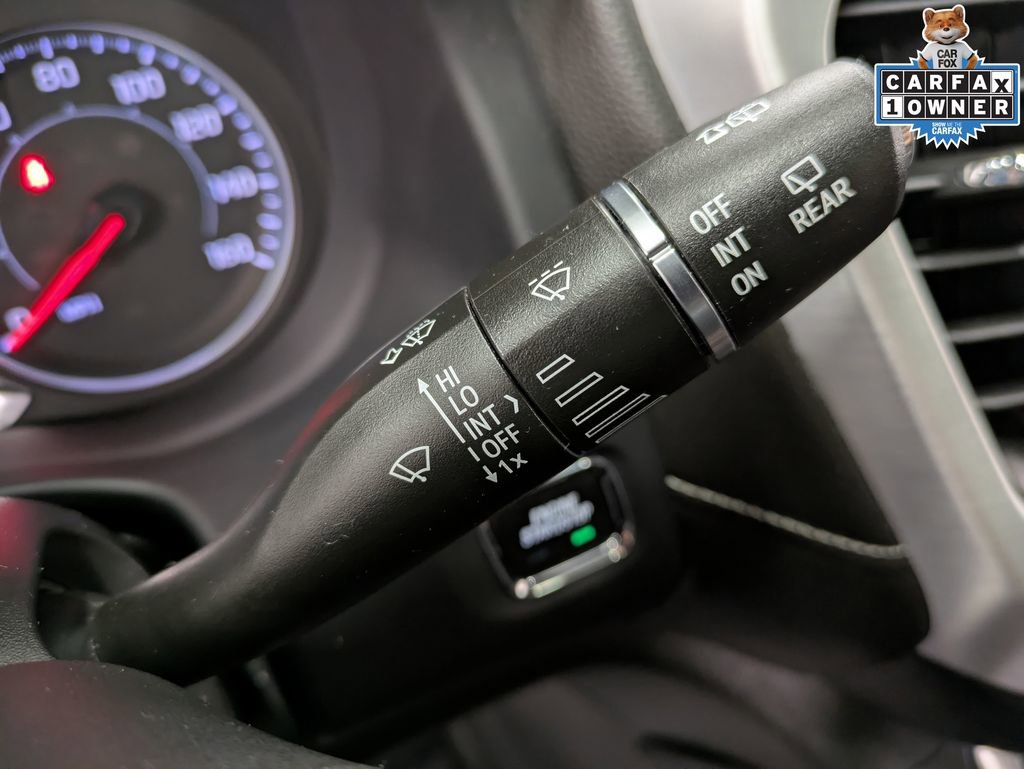 Used 2023 GMC Acadia SLE w/ Driver Convenience Package image 18