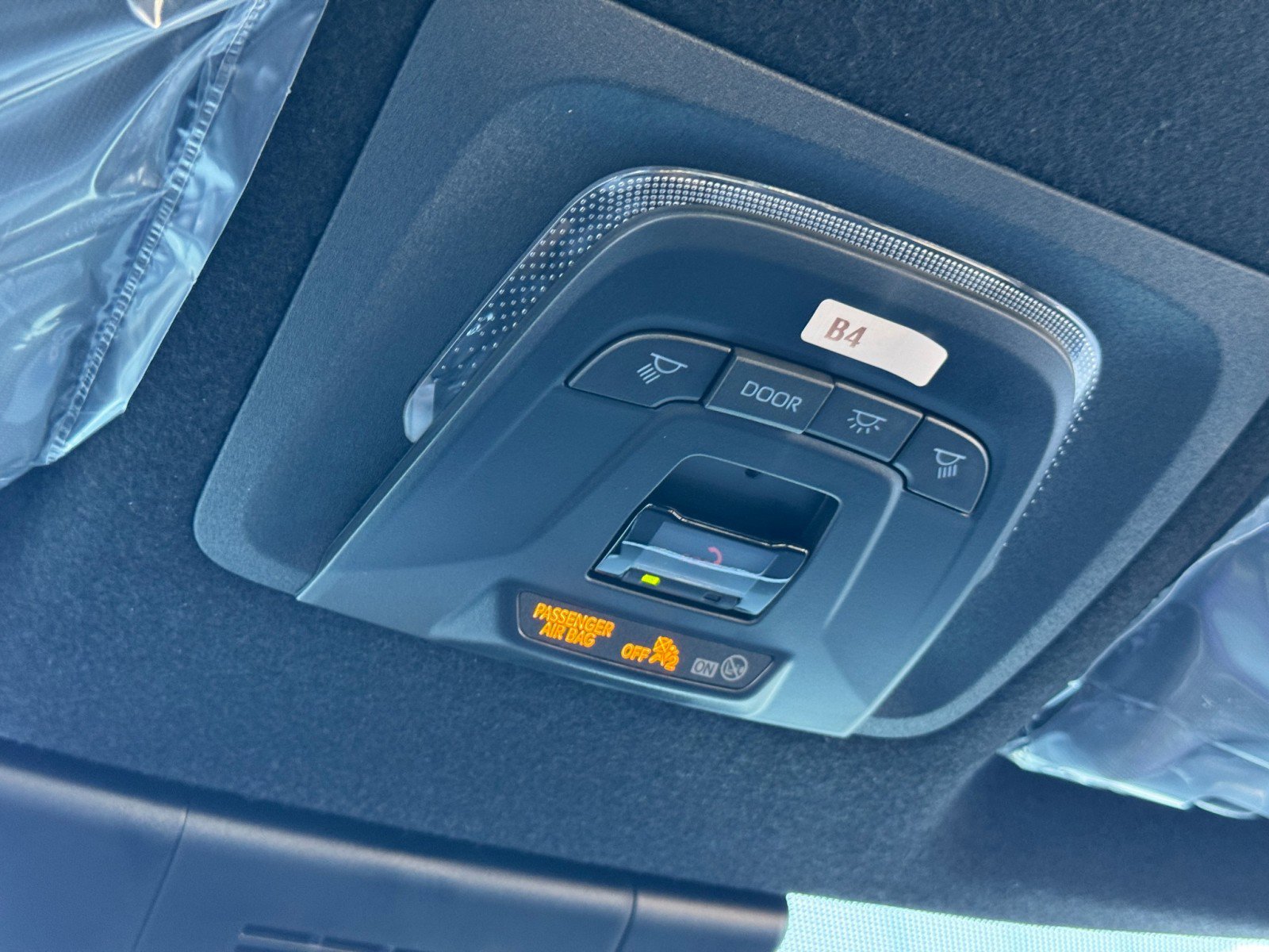 Used 2025 Toyota Corolla Cross AWD Hybrid image 29