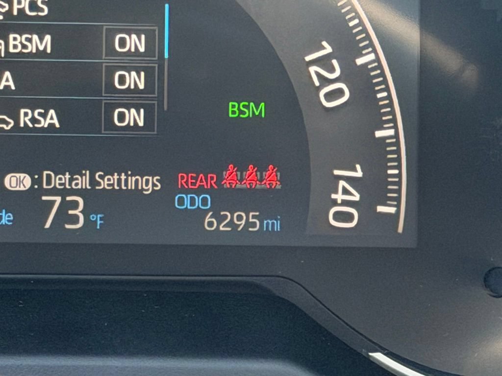 Used 2025 Toyota RAV4 XLE w/ Convenience Package AWD/4WD image 26