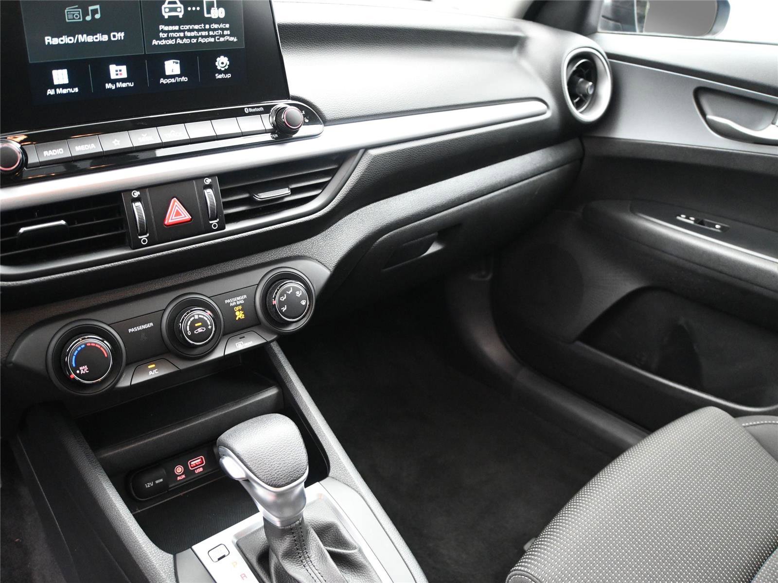 Used 2021 Kia Forte LXS image 4