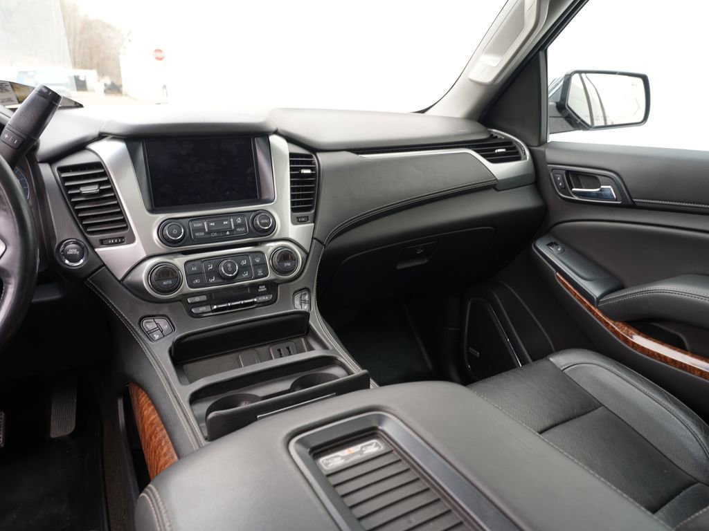 Used 2017 Chevrolet Suburban Premier image 22