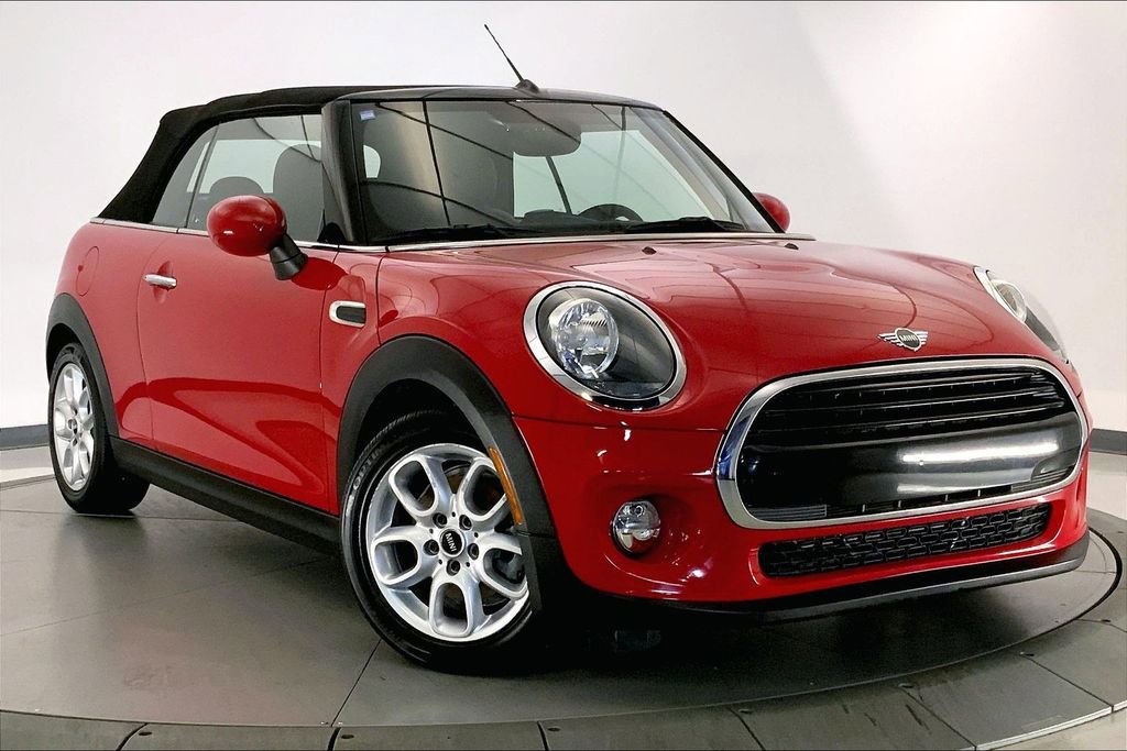 Used 2019 MINI Cooper Convertible w/ Signature Upholstery Package FWD image 1