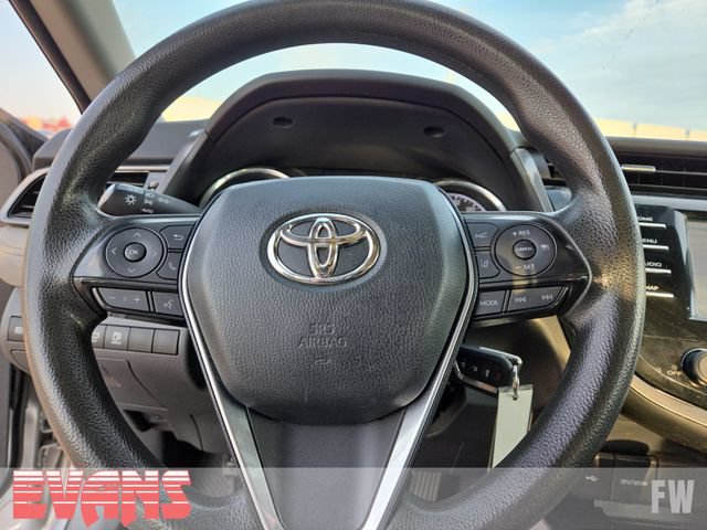 Used 2020 Toyota Camry LE FWD image 8