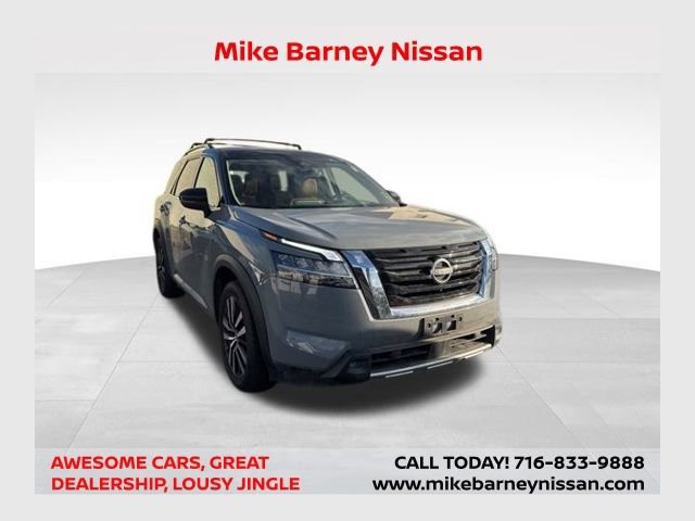 Used 2023 Nissan Pathfinder Platinum image 1