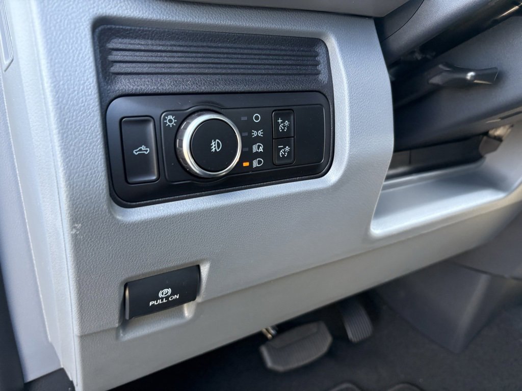 New 2026 Ford F350 XLT w/ 360-Degree Camera Package image 40