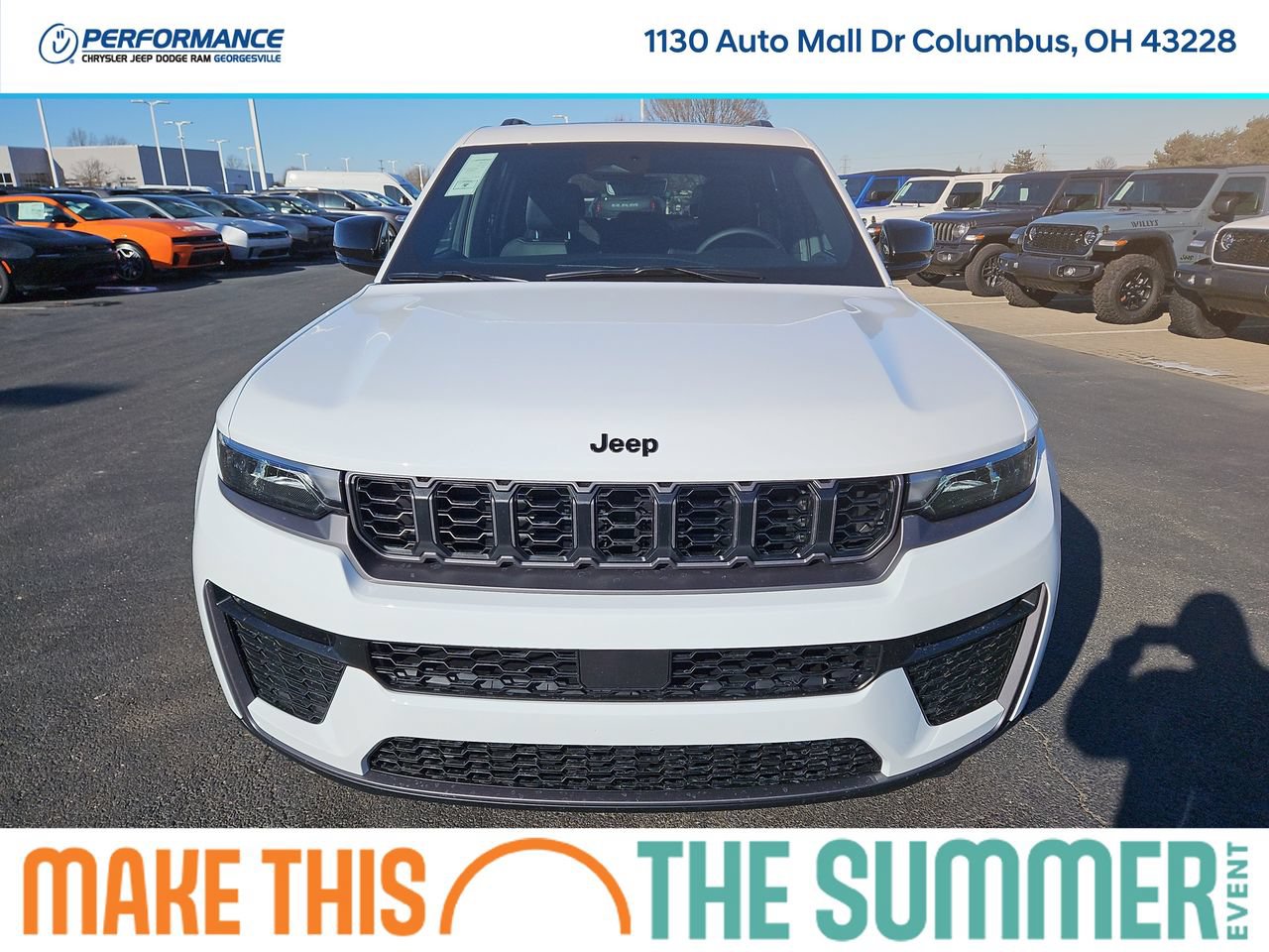 New 2026 Jeep Grand Cherokee Limited w/ Limited Altitude Package AWD/4WD image 2