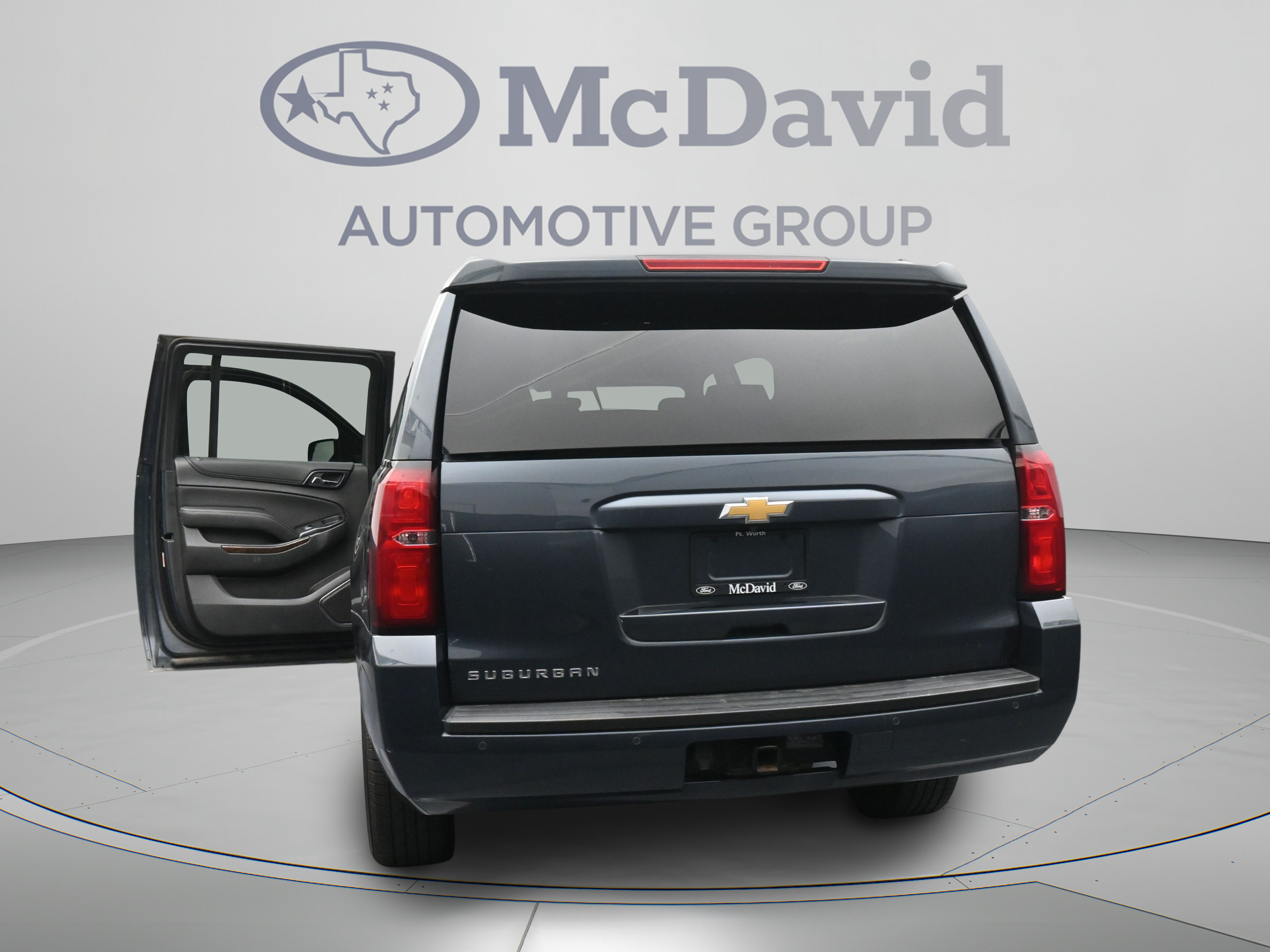 Used 2020 Chevrolet Suburban LS RWD image 44