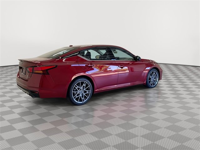 Certified 2024 Nissan Altima 2.0 SR image 12