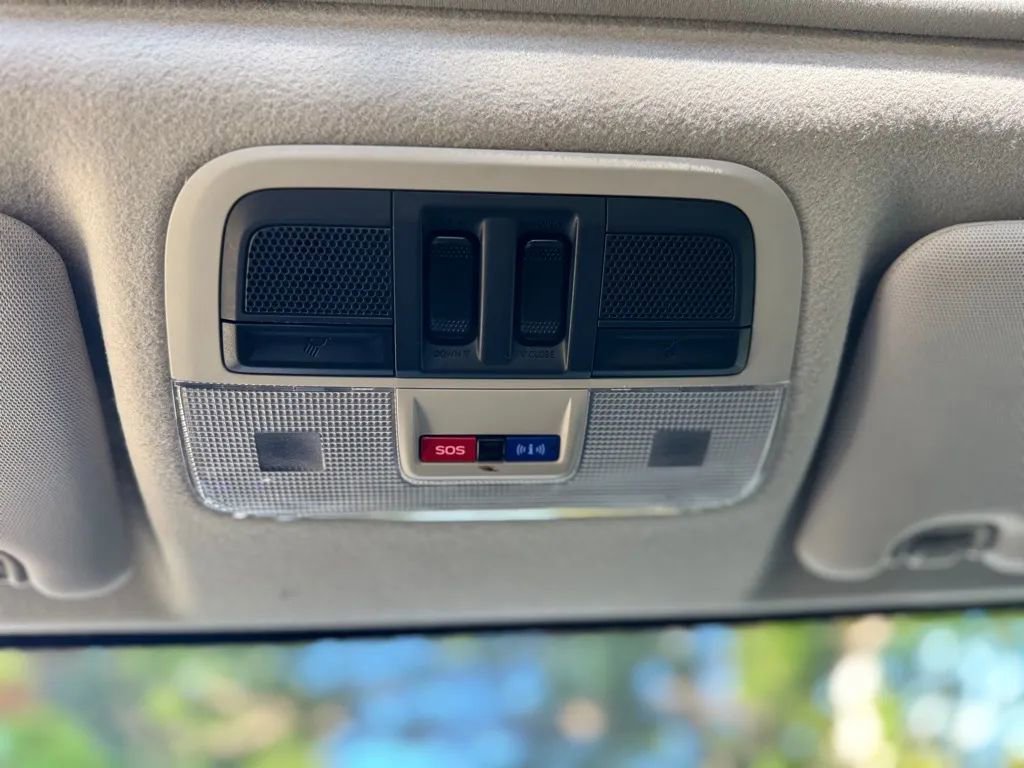 Used 2016 Subaru Crosstrek Touring image 29