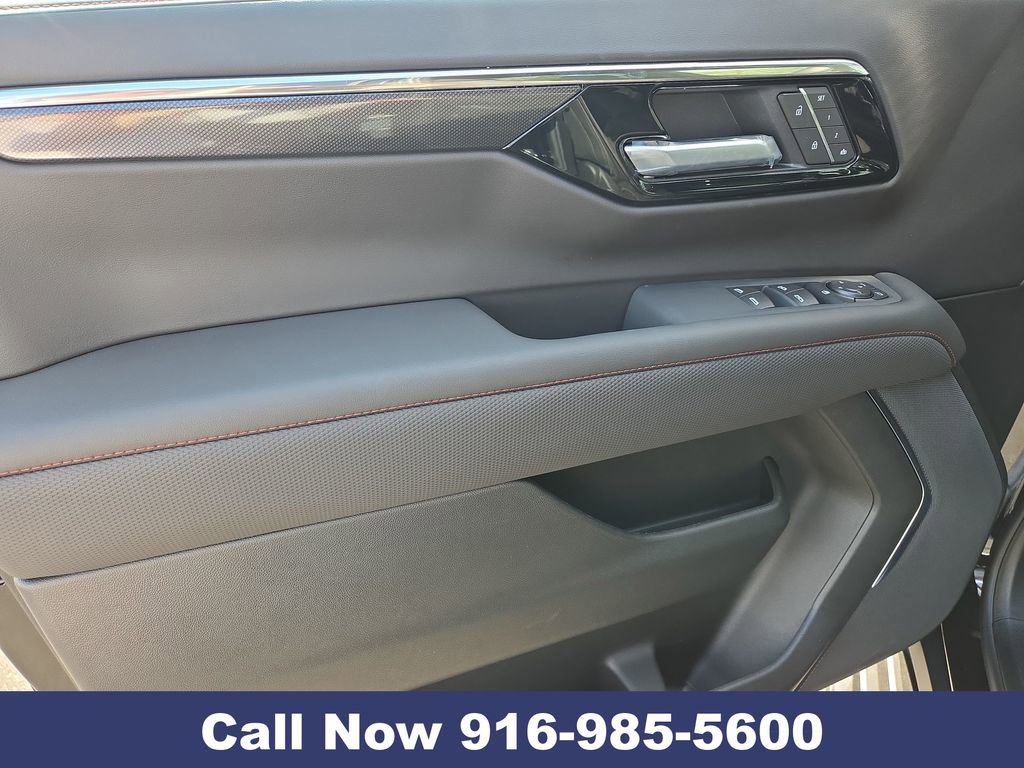 New 2026 Chevrolet Suburban RST image 26