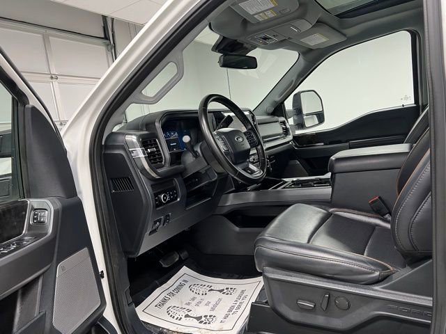 Used 2025 Ford F350 Lariat w/ Black Appearance Package image 18