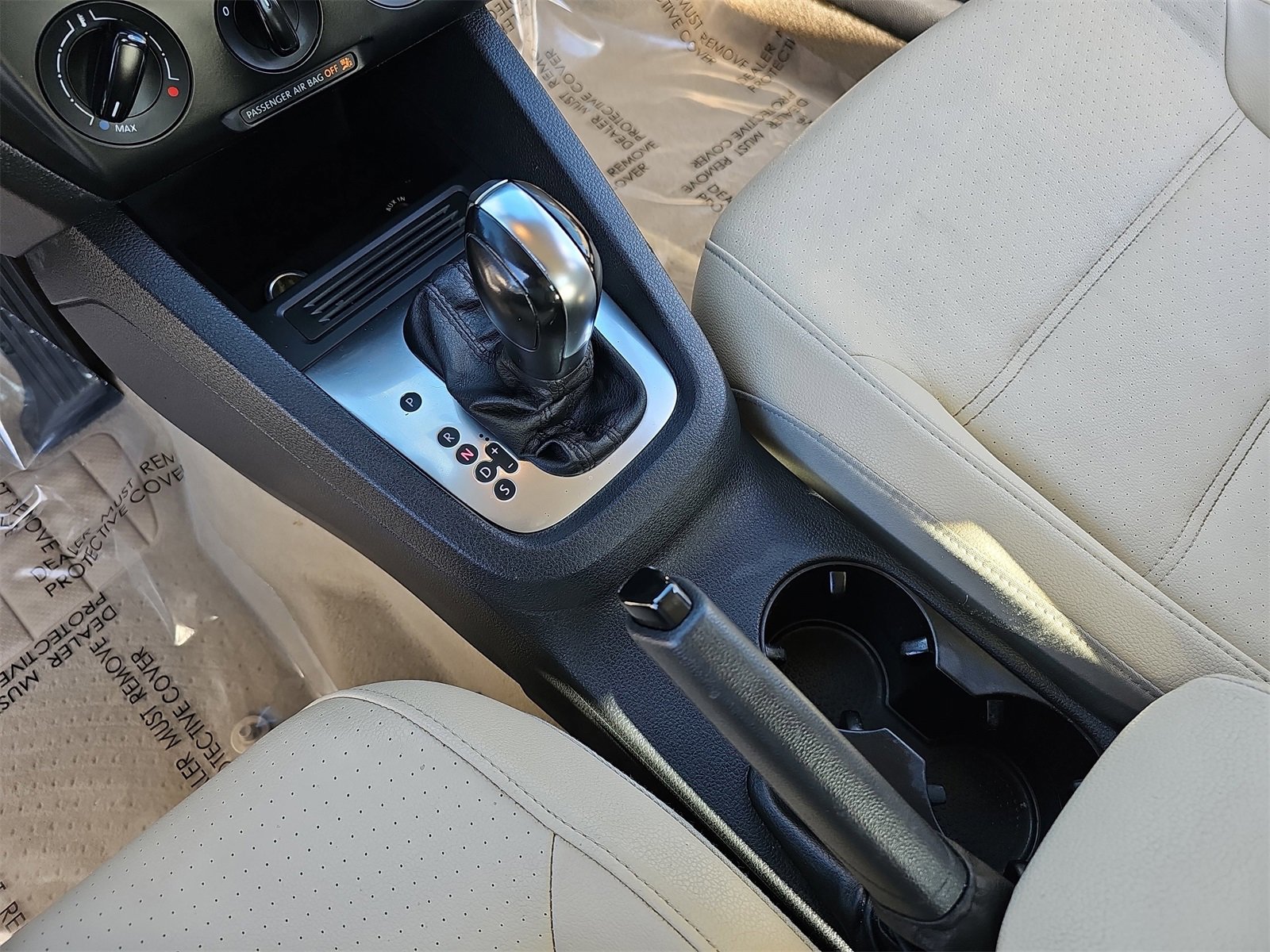 Used 2014 Volkswagen Jetta SE image 21