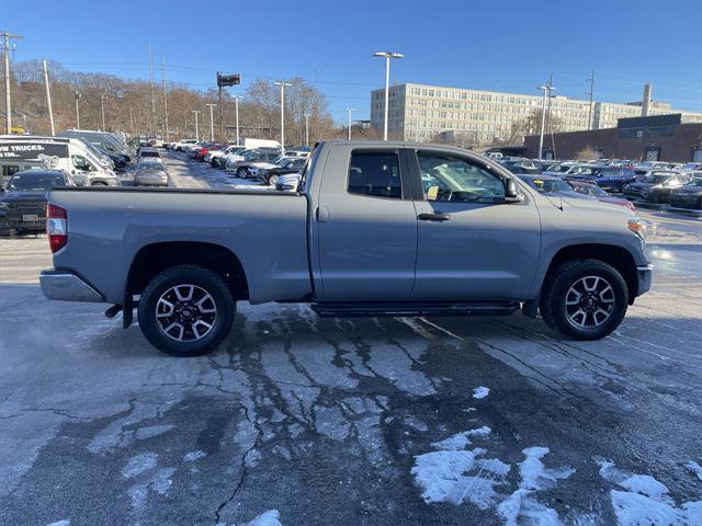 Certified 2018 Toyota Tundra SR5 image 7