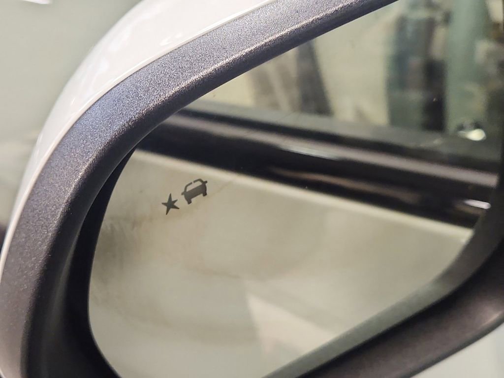 Certified 2026 Chevrolet Equinox ACTIV w/ Convenience Package III image 35