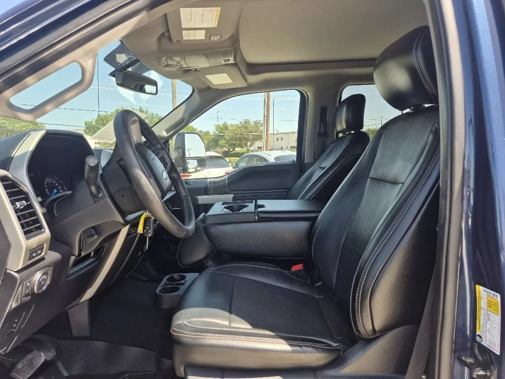 Used 2019 Ford F350 Lariat w/ Camper Package AWD/4WD image 16